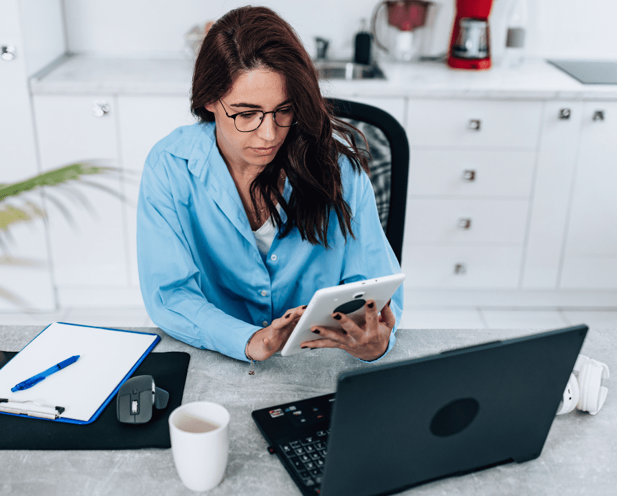 Gérer ses réseaux sociaux (Facebook, Instagram, LinkedIn)